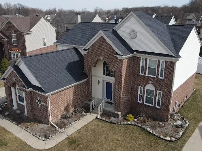 MCM Services Inc - ROOFING/SIDING/WINDOWS Picture 4