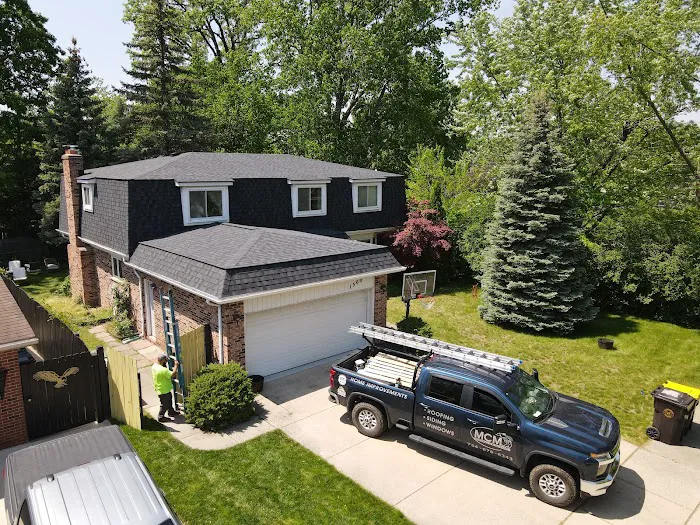 MCM Services Inc - ROOFING/SIDING/WINDOWS Picture 9