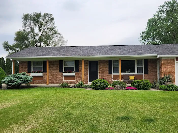 A & J Roofing LLC Picture 2