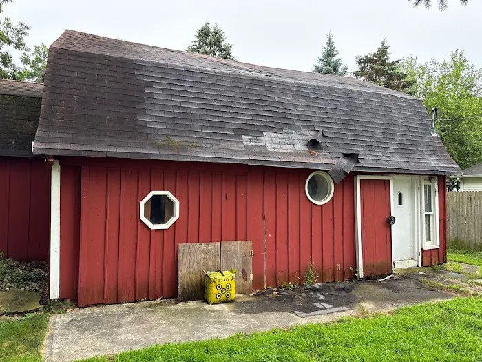 Elieff Brothers Roofing Picture 1