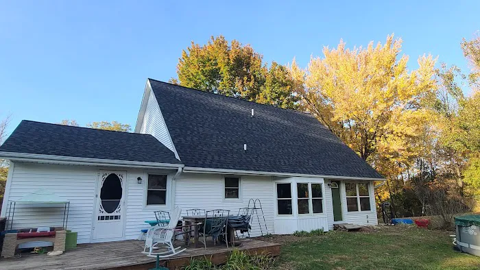 Rapid Response Roofing LLC Picture 3