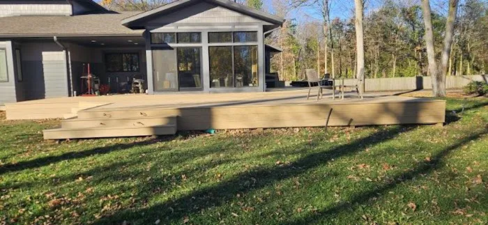 KM Roofing & Exteriors Picture 3