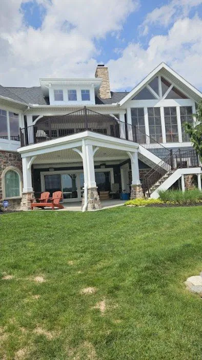 KM Roofing & Exteriors Picture 1