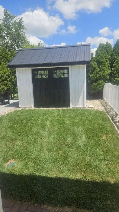 KM Roofing & Exteriors Picture 8