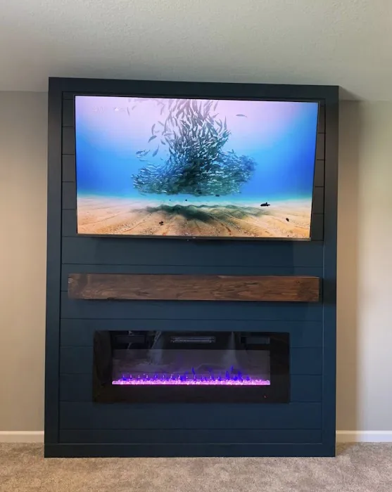 Flores Roofing & Remodel Picture 4