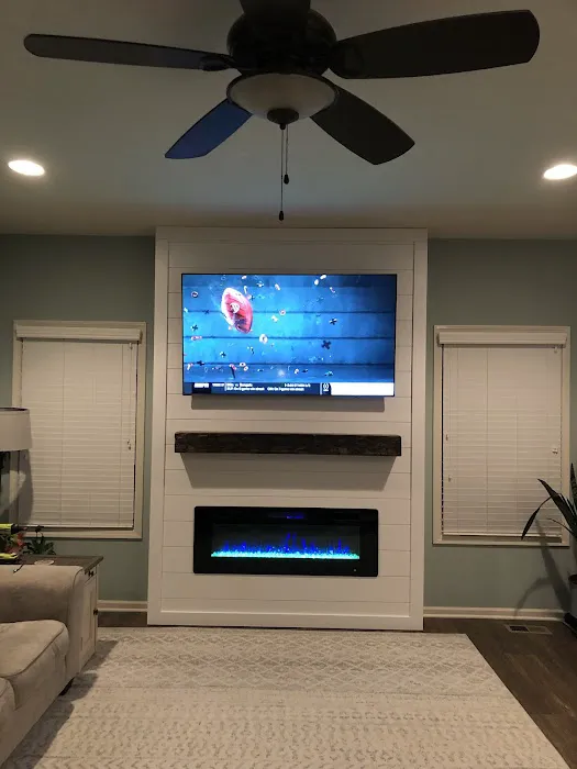 Flores Roofing & Remodel Picture 2