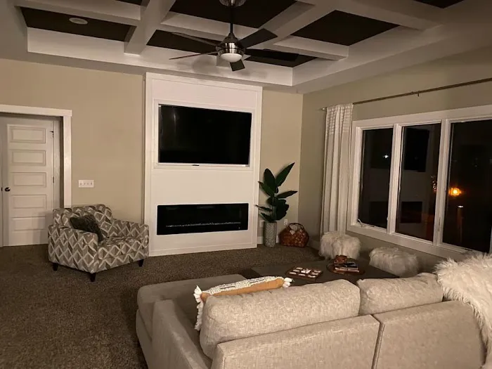 Flores Roofing & Remodel Picture 8