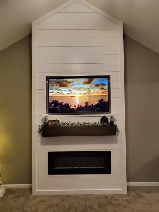 Flores Roofing & Remodel Picture 6