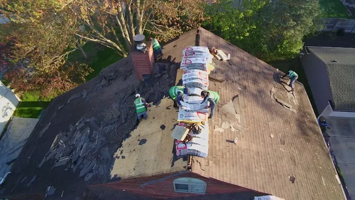 Roofing Army Picture 3