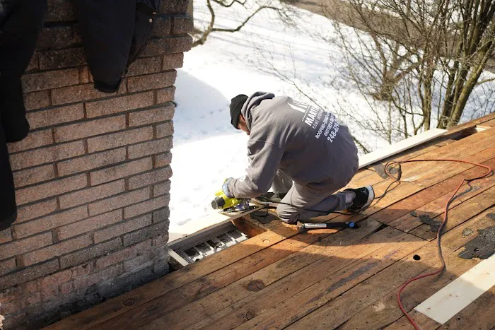 Lighthouse Exteriors Picture 8