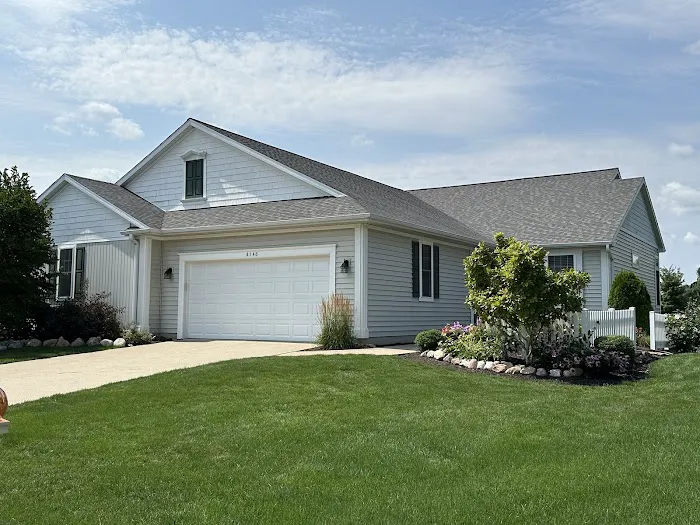 Brunette Home Improvement Picture 3