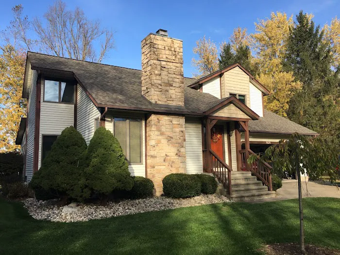 Brunette Home Improvement Picture 6