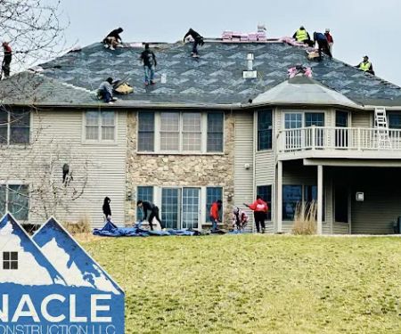 Pinnacle Roofing & Construction LLC