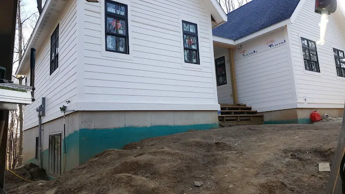 HILLS ROOFING AND RESIDENTIAL ENHANCEMENTS Picture 1