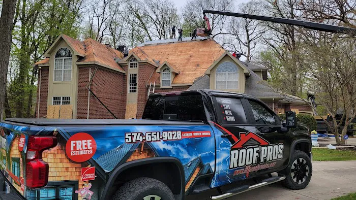 ROOF PROS Picture 1