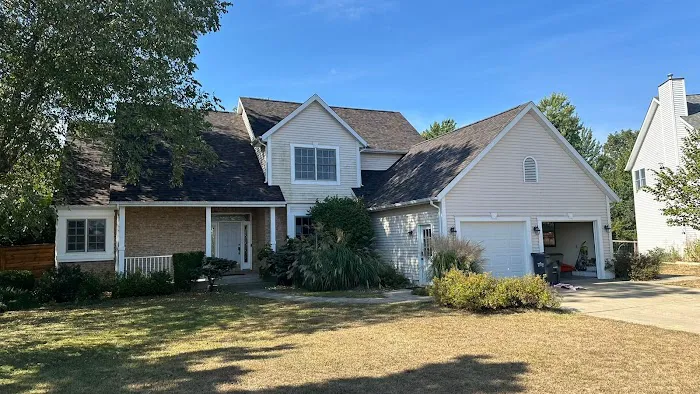 Peachey Roofing and General Construction Picture 3