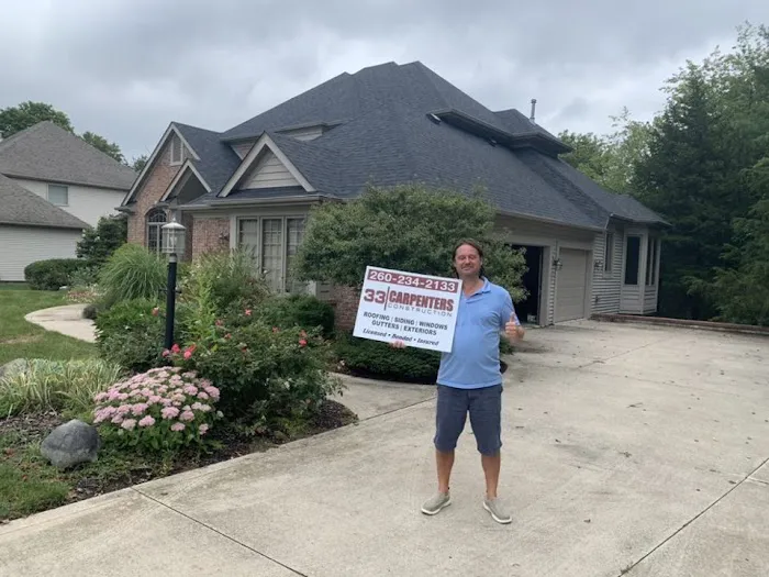 33 Carpenters Construction Picture 1