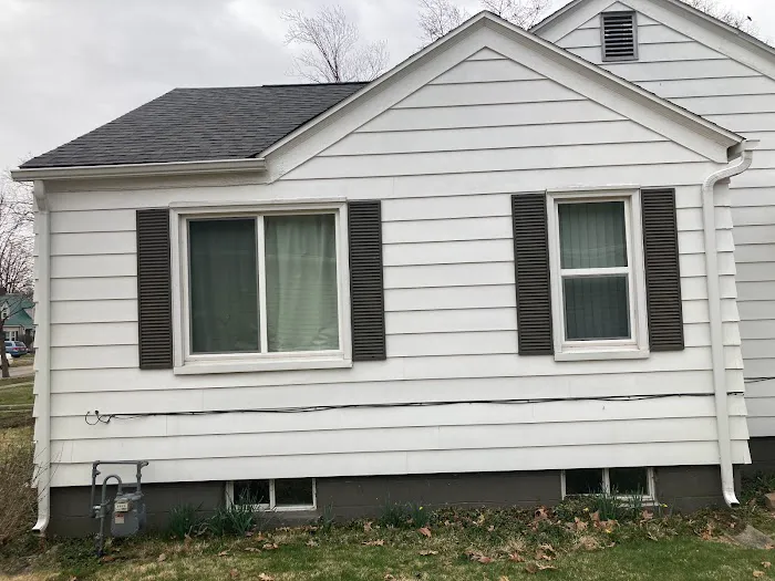 All Seasons Roofing & Siding LLC Picture 7