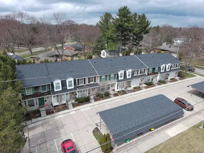 Tresnak Roofing Picture 3