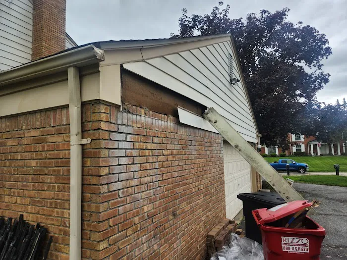 3G Home Exteriors Picture 10