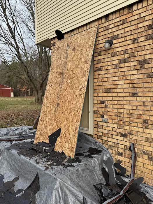 Saint Roof Picture 8