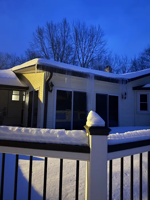 Saint Roof Picture 10