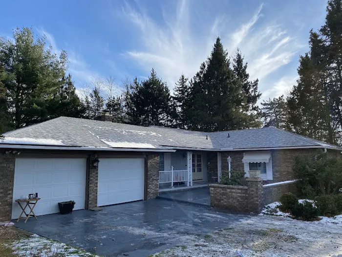 By-Low Exteriors Picture 2