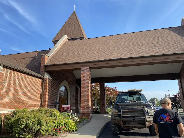 By-Low Exteriors Picture 4