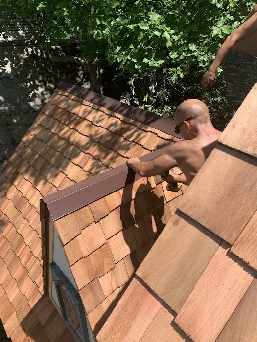 By-Low Exteriors Picture 8