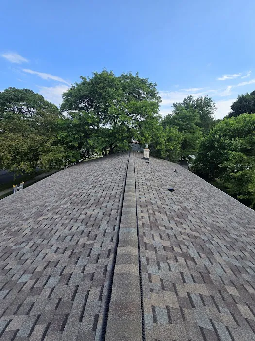 Capital Roofing Picture 1
