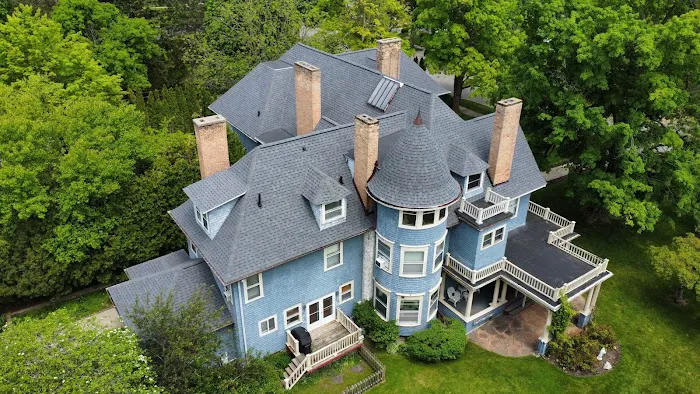 Lifestyle Exteriors Picture 1