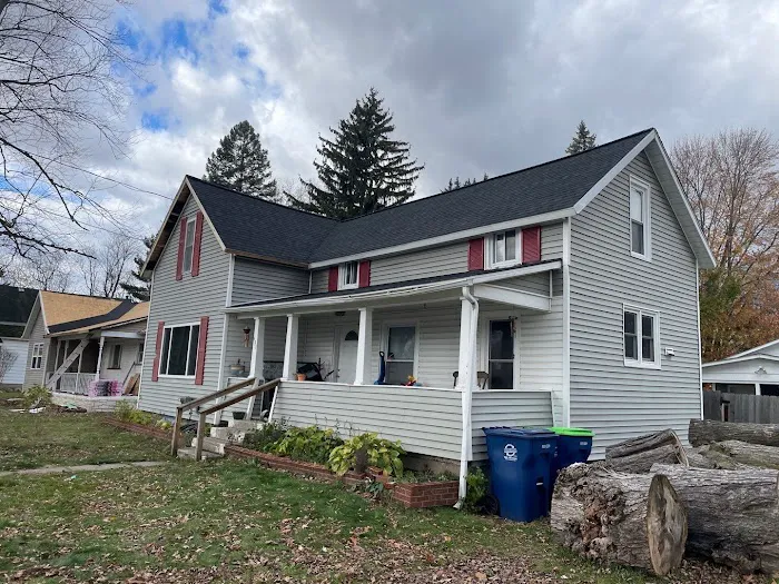 Lifestyle Exteriors Picture 3