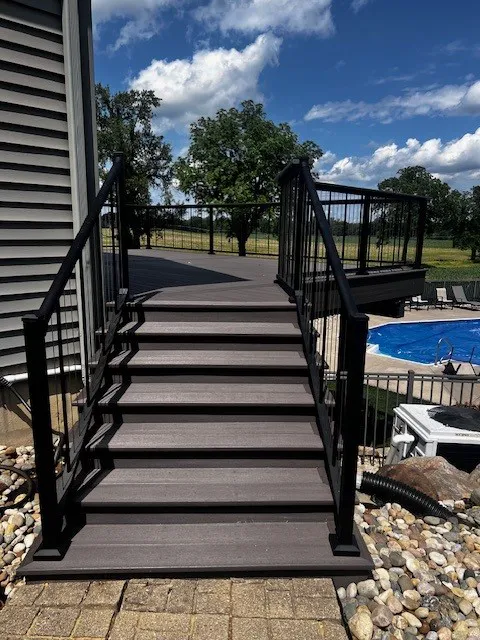 Lyster Exteriors Picture 6