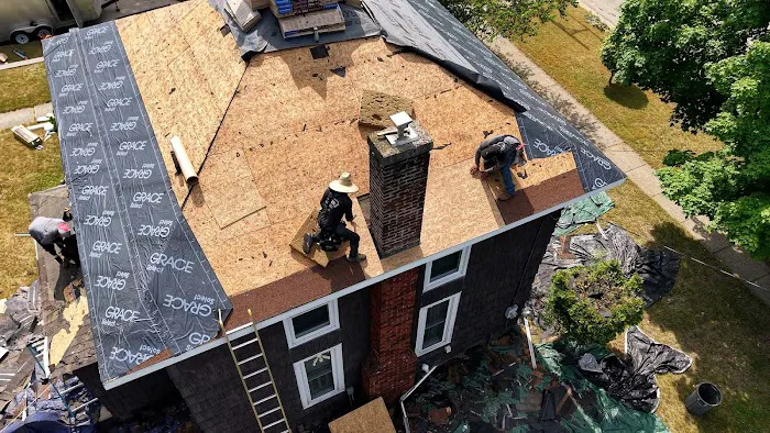 Lyster Exteriors Picture 4