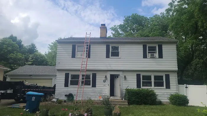 Lyster Exteriors Picture 9