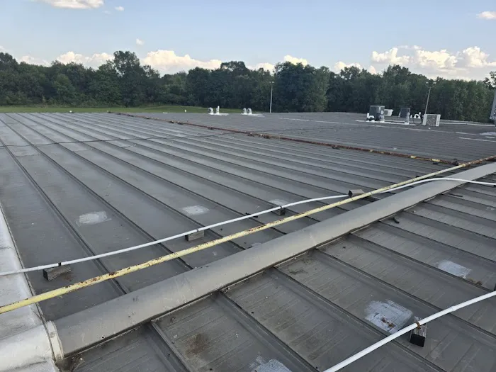 VANBECKS Roofing & Siding Picture 7