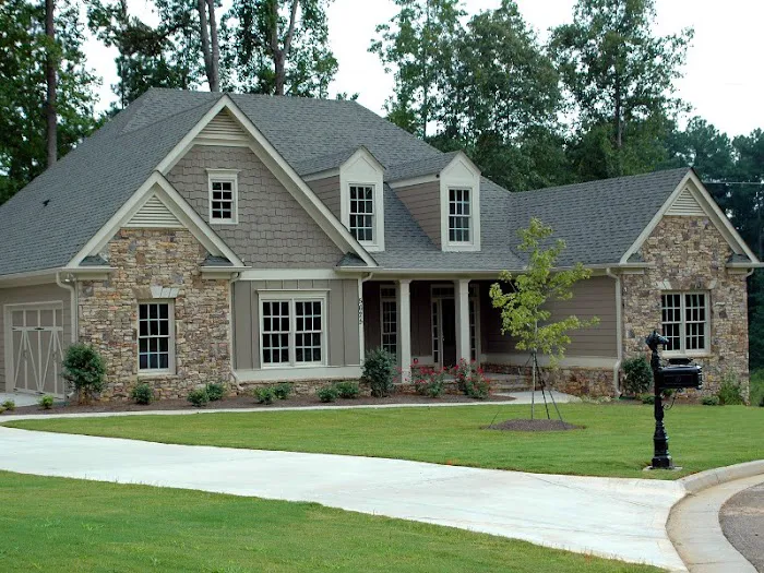 DMG Exteriors Picture 4