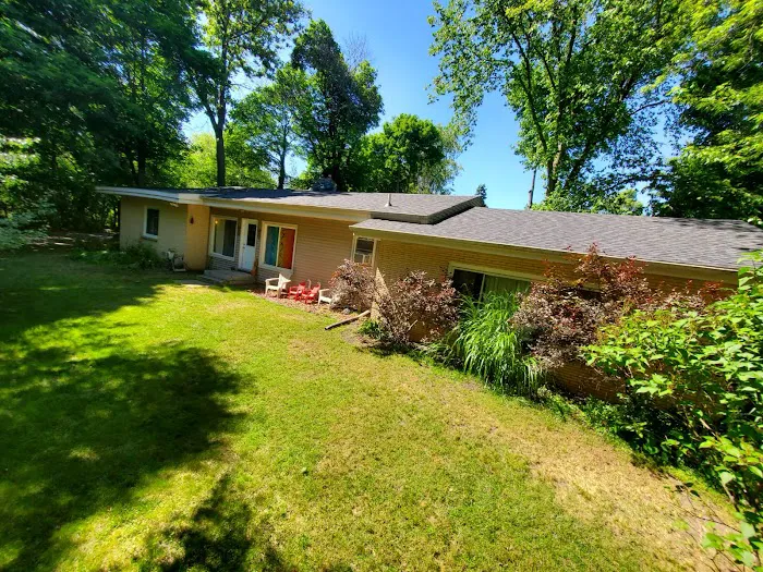 Home Siding & Roofing Co Picture 2