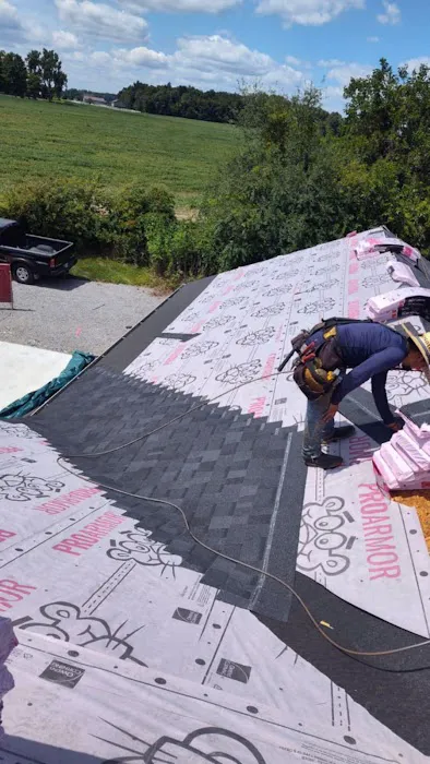 RS Roofing & Siding LLC Picture 3