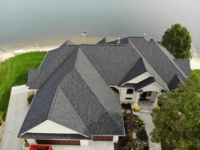 Mills Siding and Roofing Picture 9