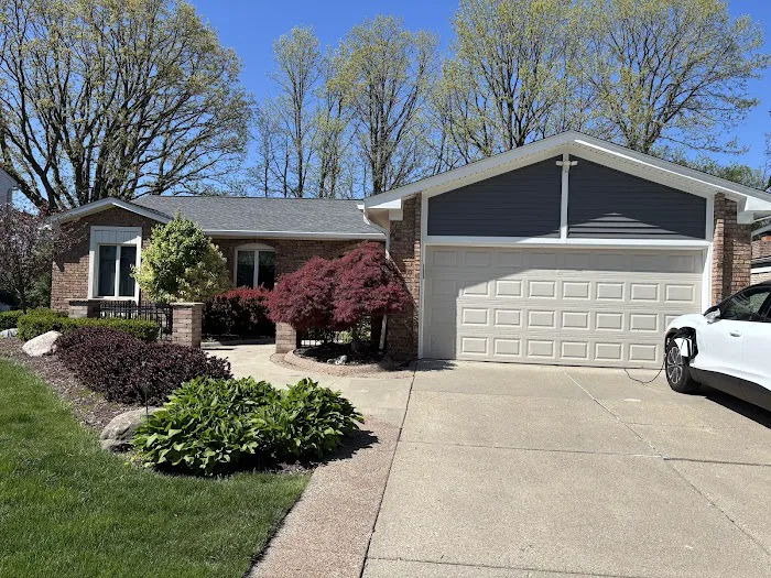 S.A. Construction Picture 3