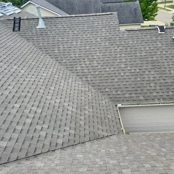 DLR Construction- Roofing Contractor and modular home builder Picture 3