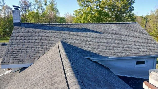 Brock’s Roofing & Repairs LLC Picture 3