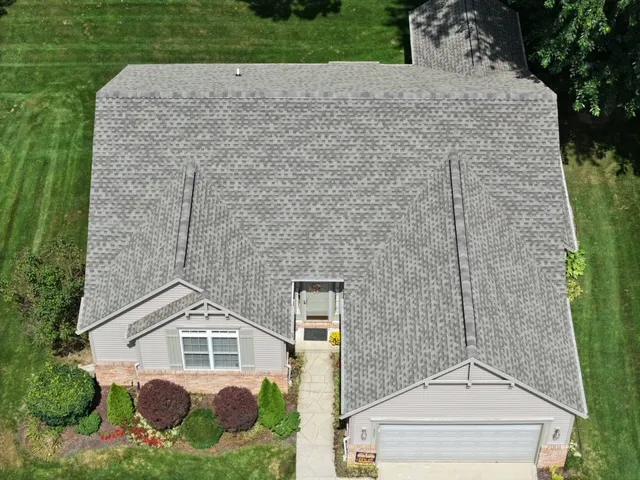 No Limit Roofing Picture 1