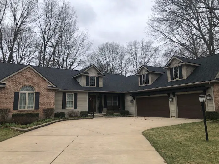 No Limit Roofing Picture 8