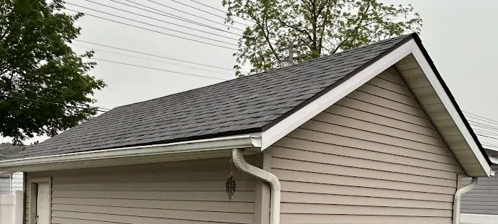 Gold Medal Roofing of Indiana Picture 7