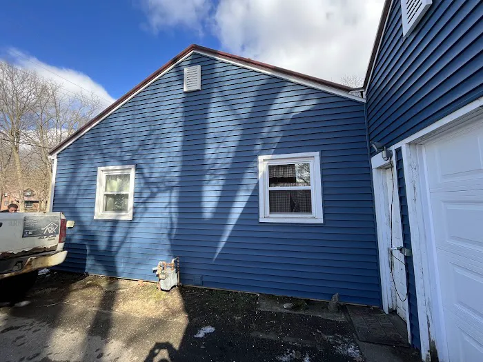 ARK Roofing & Construction LLC Picture 2