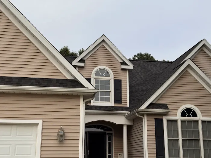 Advantage Roofing & Exteriors, Inc. Picture 1