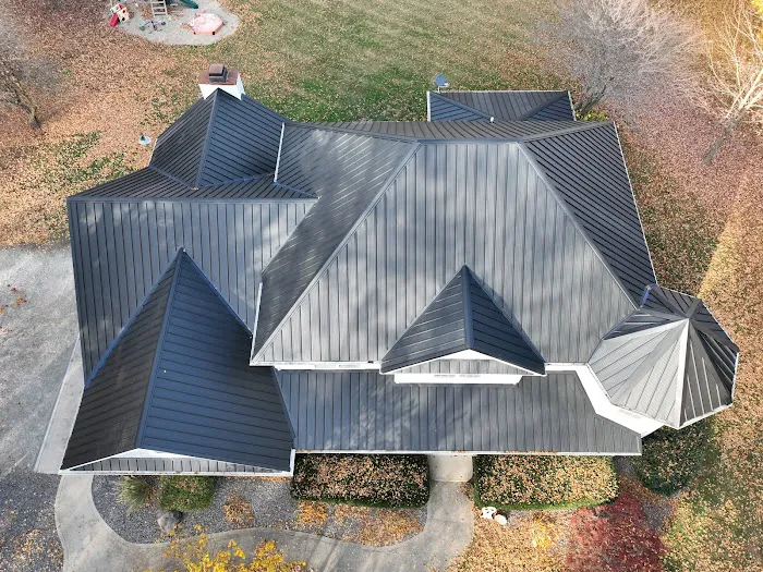 L.A. Roofing & Construction Picture 1