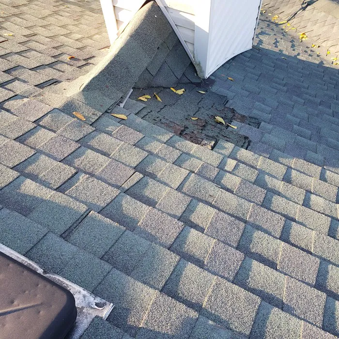 Jim Weaver roofing and siding Picture 3